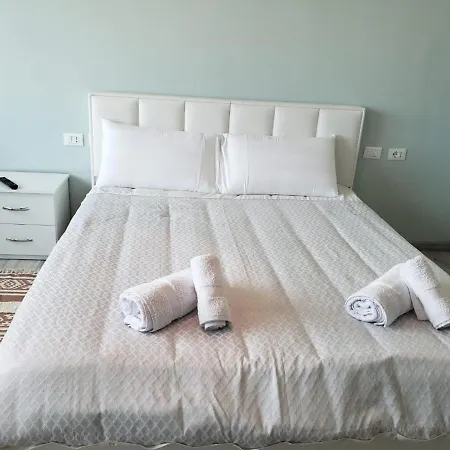 Agroni Apartment *