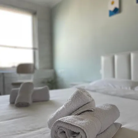 Agroni * Τίρανα