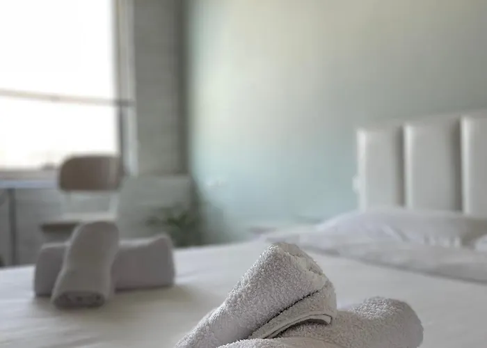 Agroni * Тирана