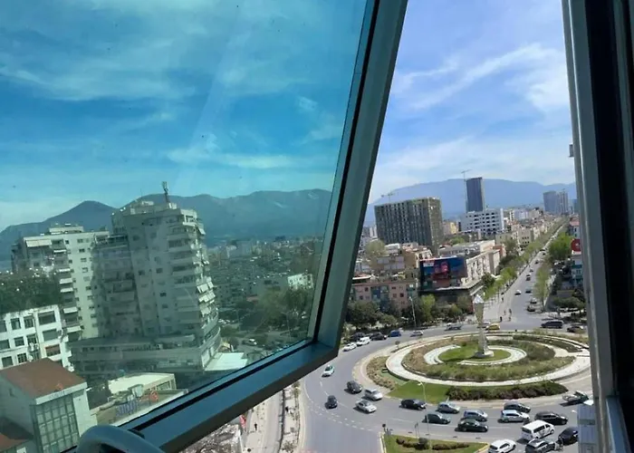 Agroni * Τίρανα